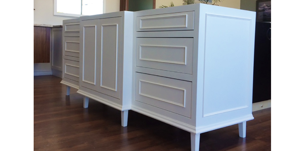 white bathroom vanity